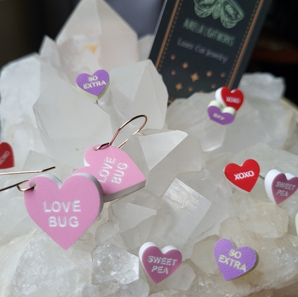 🩷 Conversation Heart Earrings ❤️ - Picture 3 of 9